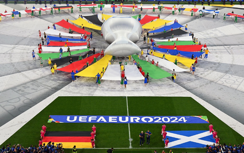 Die EM in Deutschland ist eröffnet. - Foto: Peter Kneffel/dpa