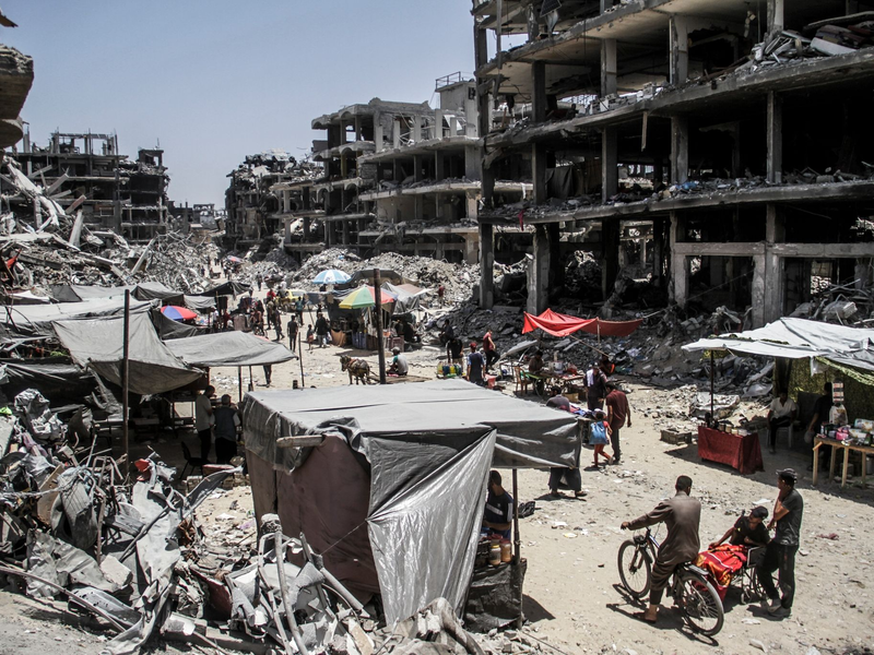 Derzeit werden dort noch rund 120 Geiseln in Gefangenschaft der Hamas vermutet, wobei unklar ist, wie viele von ihnen noch am Leben sind. - Foto: Mahmoud Zaki/XinHua/dpa