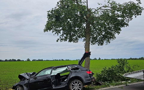 POL-STD: Harsefeld: 20-Jähriger bei Verkehrsunfall schwer verletzt - Foto: presseportal.de
