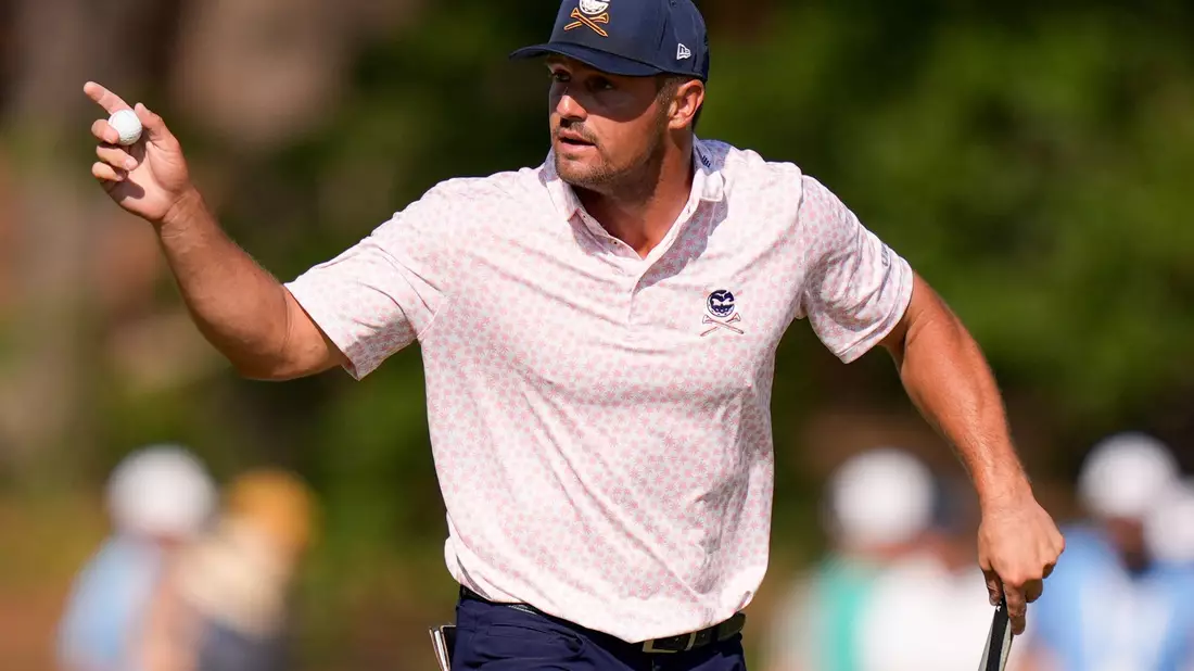 Bryson DeChambeau führt die US Open vor der Finalrunde an. - Bild: Frank Franklin II/AP/dpa