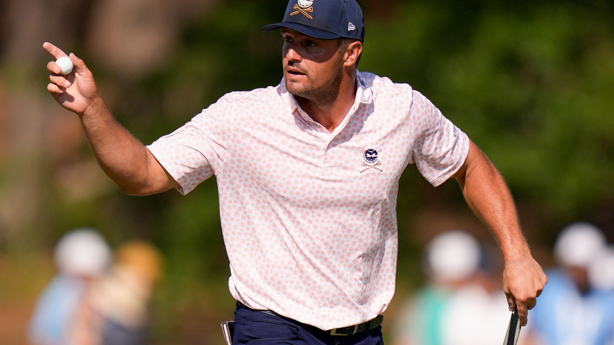 Bryson DeChambeau führt die US Open vor der Finalrunde an. - Foto: Frank Franklin II/AP/dpa