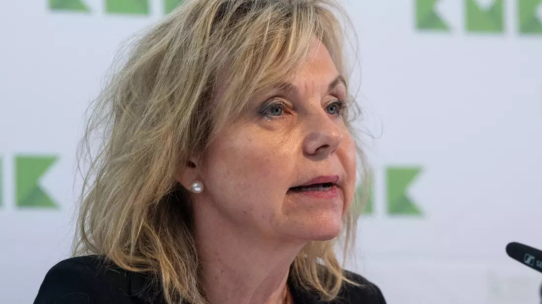 Soll in den einstweiligen Ruhestand versetzt werden: Sabine Döring. - Bild: Harald Tittel/dpa