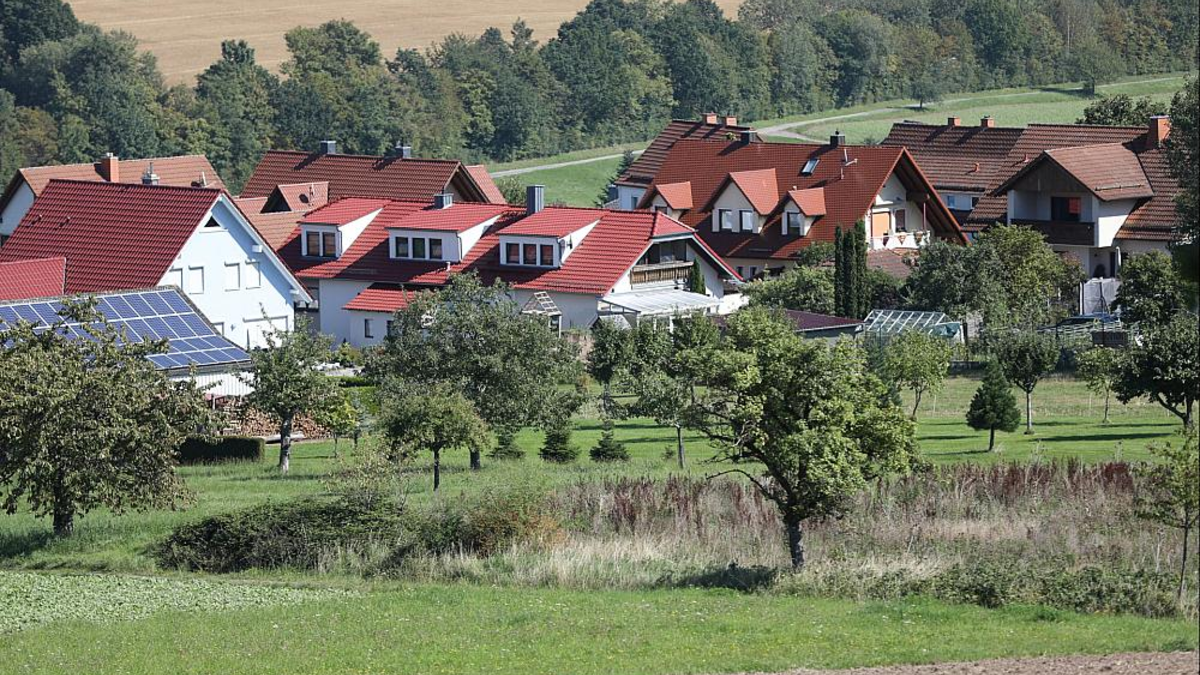 Häuser in einem Dorf (Archiv) - Foto: über dts Nachrichtenagentur