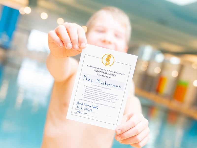 Weit über 16.000 erfolgreiche Schwimmprüfungen bei den Schwimmabzeichentagen 2024 - Foto: presseportal.de