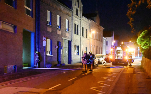 FW Pulheim: Feuer in Flüchtlingsunterkunft - Foto: presseportal.de