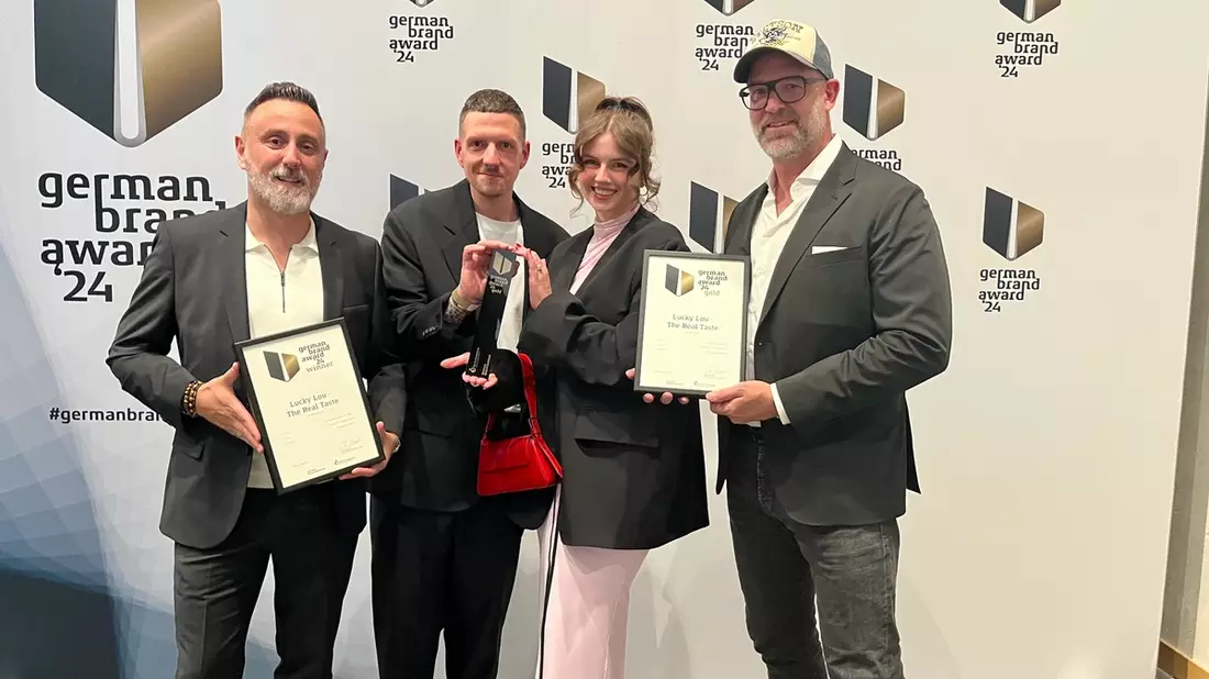 Pets Nature gewinnt mit der Marke Lucky Lou German Brand Award 2024 - Bild: presseportal.de