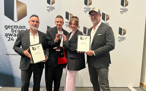 Pets Nature gewinnt mit der Marke Lucky Lou German Brand Award 2024 - Foto: presseportal.de