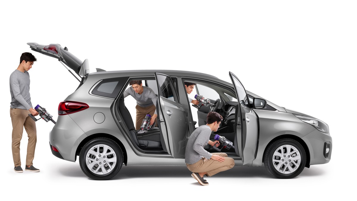 Krümelfrei in den Urlaub: Checkliste zum Putzen für Auto, Wohnmobil und Co / Die kabellosen Staubsauger von Dyson kommen auch in die unzugänglichsten Winkel - Foto: presseportal.de