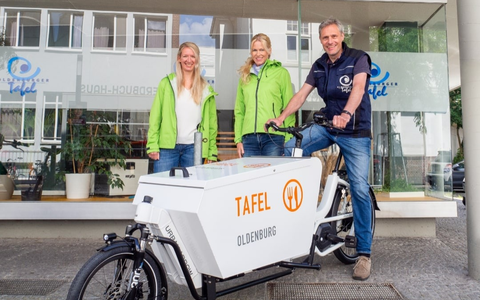 mein-dienstrad.de unterstützt die Oldenburger Tafel mit einem Lastenrad - Foto: presseportal.de