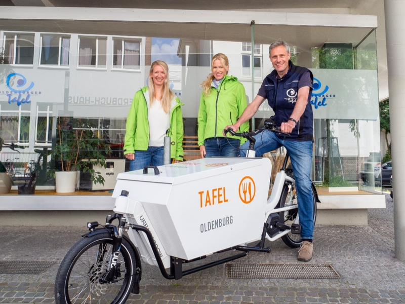 mein-dienstrad.de unterstützt die Oldenburger Tafel mit einem Lastenrad - Foto: presseportal.de