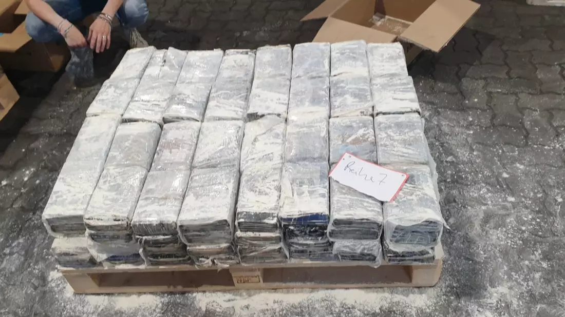 ZOLL-S: Gemeinsame Pressemitteilung der ZeOS NRW, des Zollkriminalamtes (ZKA), des Zollfahndungsamtes Stuttgart und des Landeskriminalamtes Baden-Württemberg - Bild: presseportal.de