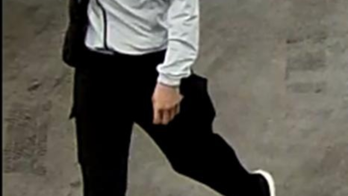 POL-HB: Nr.: 0356 --Öffentlichkeitsfahndung nach Überfall auf Tankstelle und Kiosk-- - Foto: presseportal.de