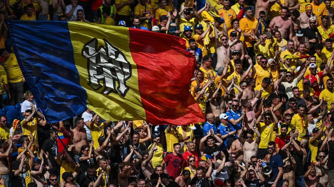 Die rumänischen Fans sorgten für eine gute Stimmung in München. - Bild: Sven Hoppe/dpa