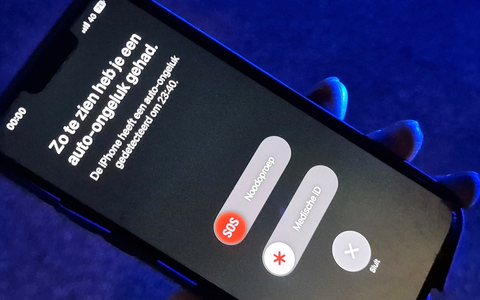 FW Heimbach: Handy löst nach Sturz selbstständig Notruf aus - Feuerwehr, Rettungsdienst und Polizei im Einsatz - Foto: presseportal.de