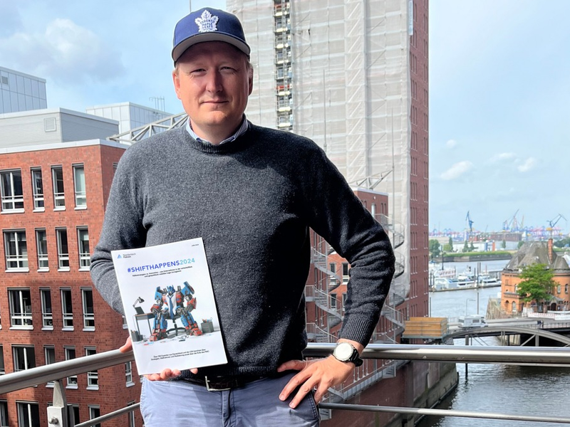 Studie #SHIFTHAPPENS2024: Haltestrategien vs. Innovation / Wie Unternehmen in der wirtschaftlich und geopolitisch volatilen Lage (re-)agieren - Foto: presseportal.de