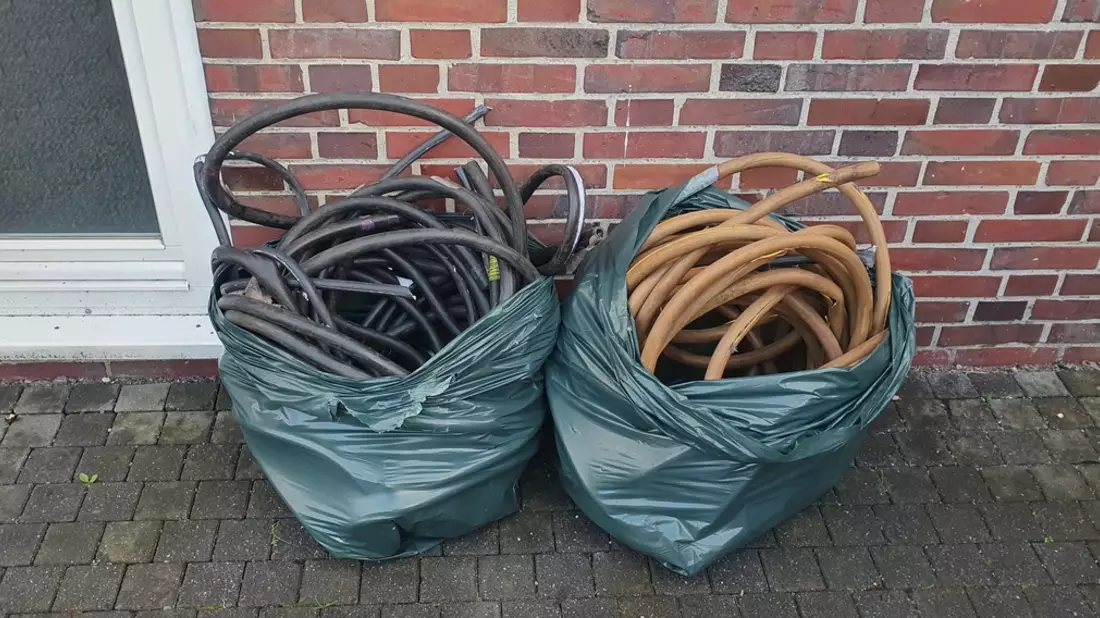 POL-WHV: Kabelreste am Handelshafen aufgefunden - Hinweise an die Polizei - Bild: presseportal.de