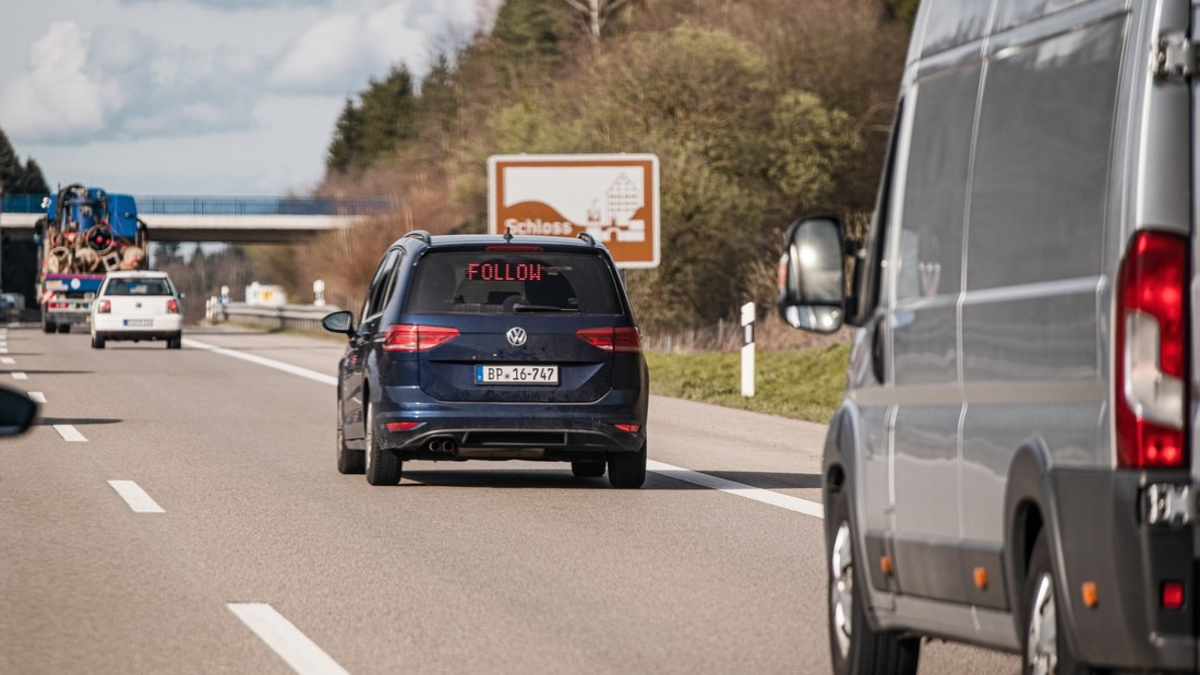 Bundespolizeidirektion München: Zahlreiche Fahndungstreffer bei Grenzkontrollen/ Bundespolizei vollstreckt drei Haftbefehle - Foto: presseportal.de