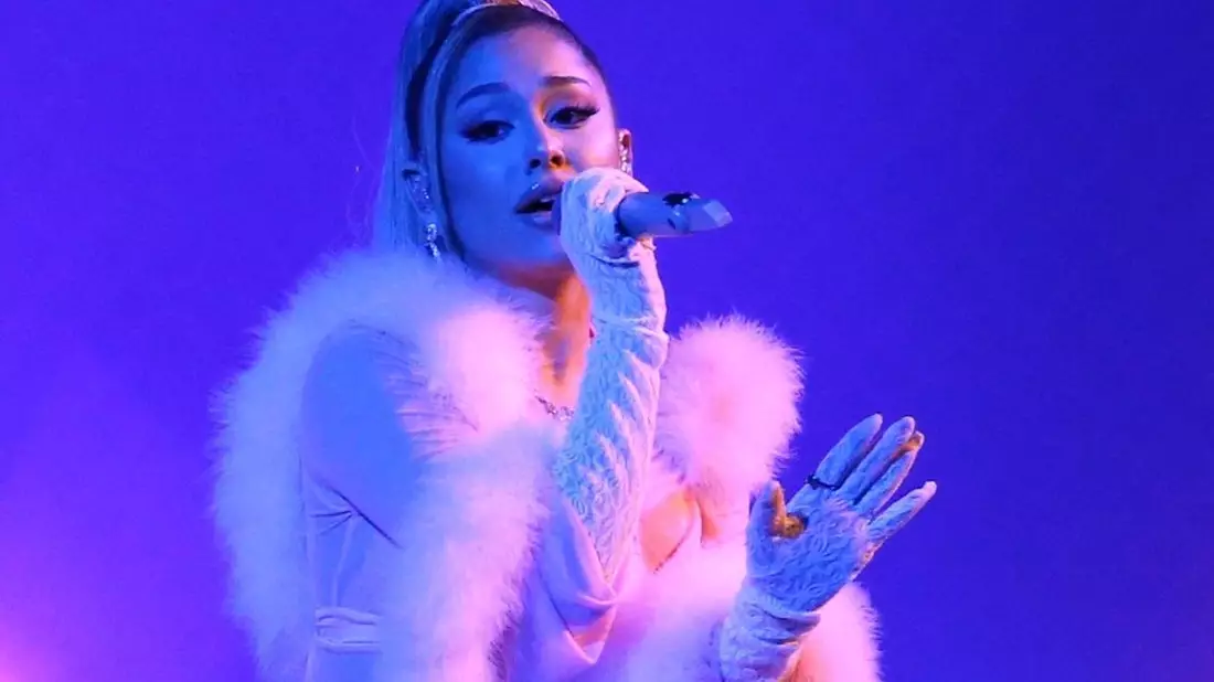 Ariana Grande bei den Grammy Awards im Januar 2020. - Bild: Matt Sayles/Invision/AP/dpa