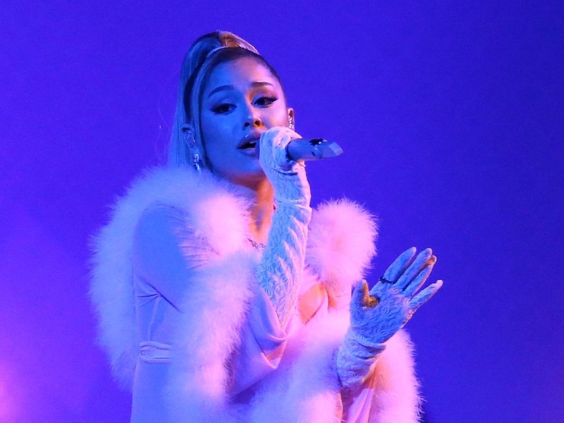 Ariana Grande bei den Grammy Awards im Januar 2020. - Foto: Matt Sayles/Invision/AP/dpa