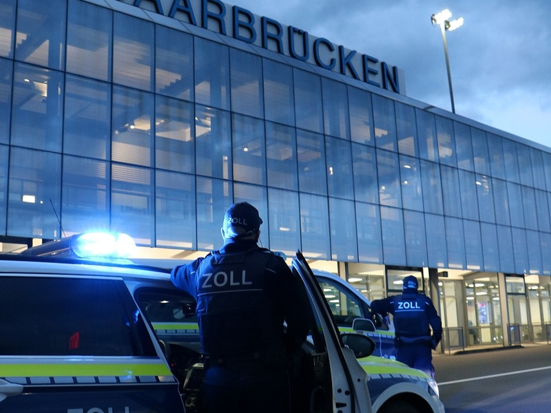 HZA-SB: Saarbrücker ZOLL stellt unversteuerte Tabakwaren und Potenzmittel sicher; Steuerschaden von über 2.100 Euro - Foto: presseportal.de