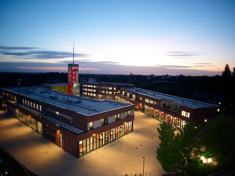 FW Ratingen: Initialzündung für deine Karriere - Bundesfreiwilligendienst bei der Feuerwehr Ratingen - Foto: presseportal.de