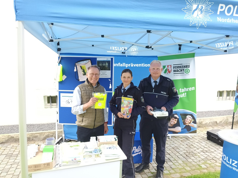 POL-WAF: Wadersloh-Liesborn. Verkehrswacht und Verkehrsunfallprävention beim Schlösser- und Burgentag - Foto: presseportal.de