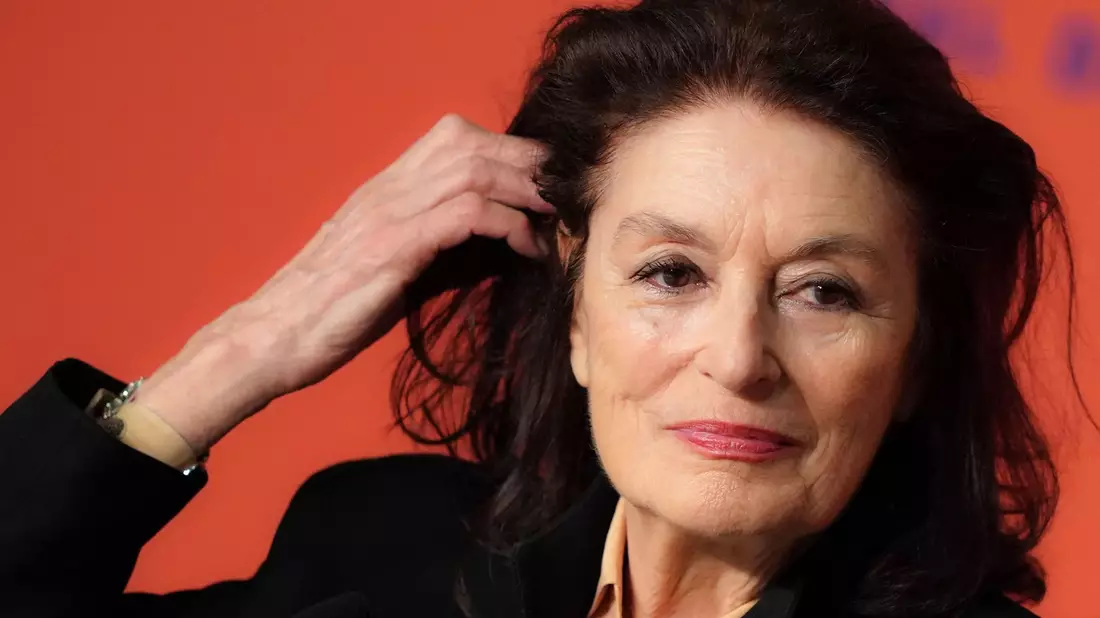 Sie spielte oft geheimnisvolle, rätselhafte schöne Frauen, die immer eine Wende in ihrem Leben ersehnten: die französische Schauspielerin Anouk Aimée. - Bild: Sebastien Berda/AFP/dpa