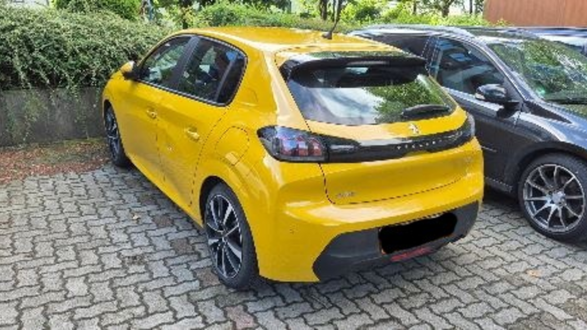 POL-SE: Wedel - Verkehrsunfallflucht - Polizei sucht Zeugen - Foto: presseportal.de