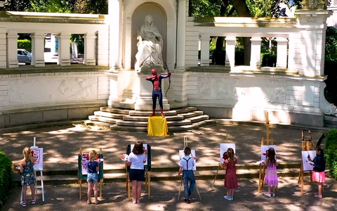 POL-PPKO: Medieneinladung: Superhelden treffen die wahren Helden der Polizei - Foto: Fa. Camaze, Mike Eiers, presseportal.de