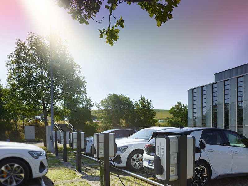 Hager Komplettlösungen für Energiemanagement und Ladeinfrastruktur in Wohn- und Zweckbau - Foto: presseportal.de