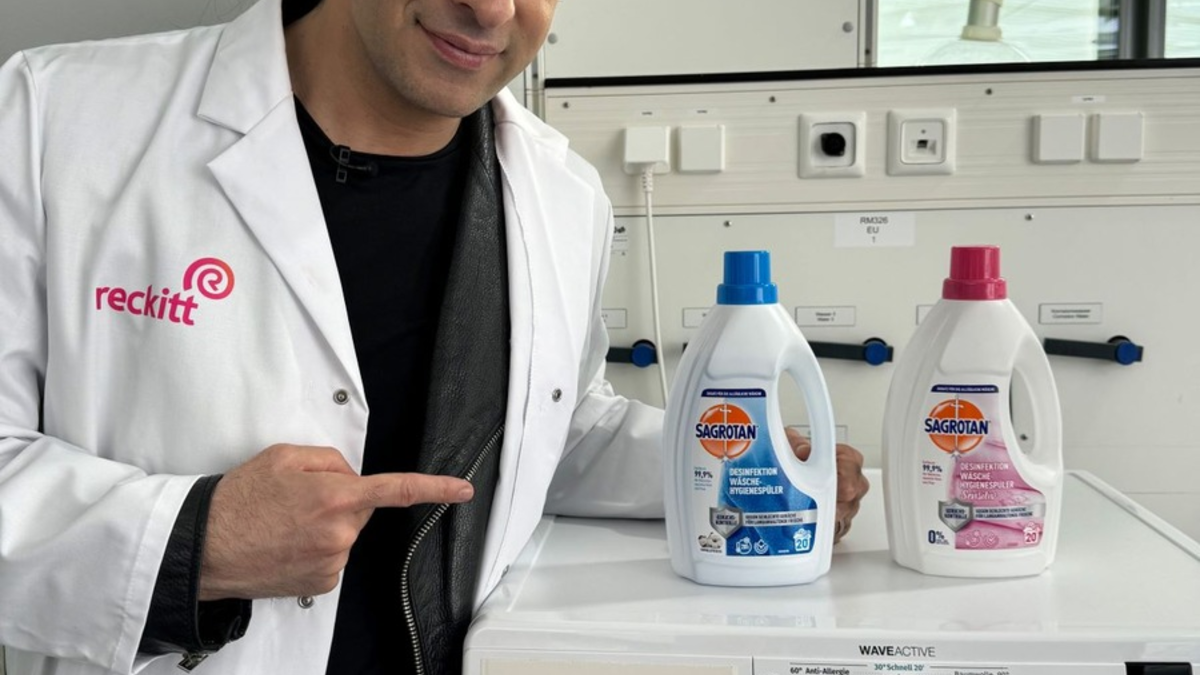 Neue Kampagne gegen schlechten Geruch: Sagrotan auf der Suche nach Deutschlands stinkendster Socke - Foto: presseportal.de