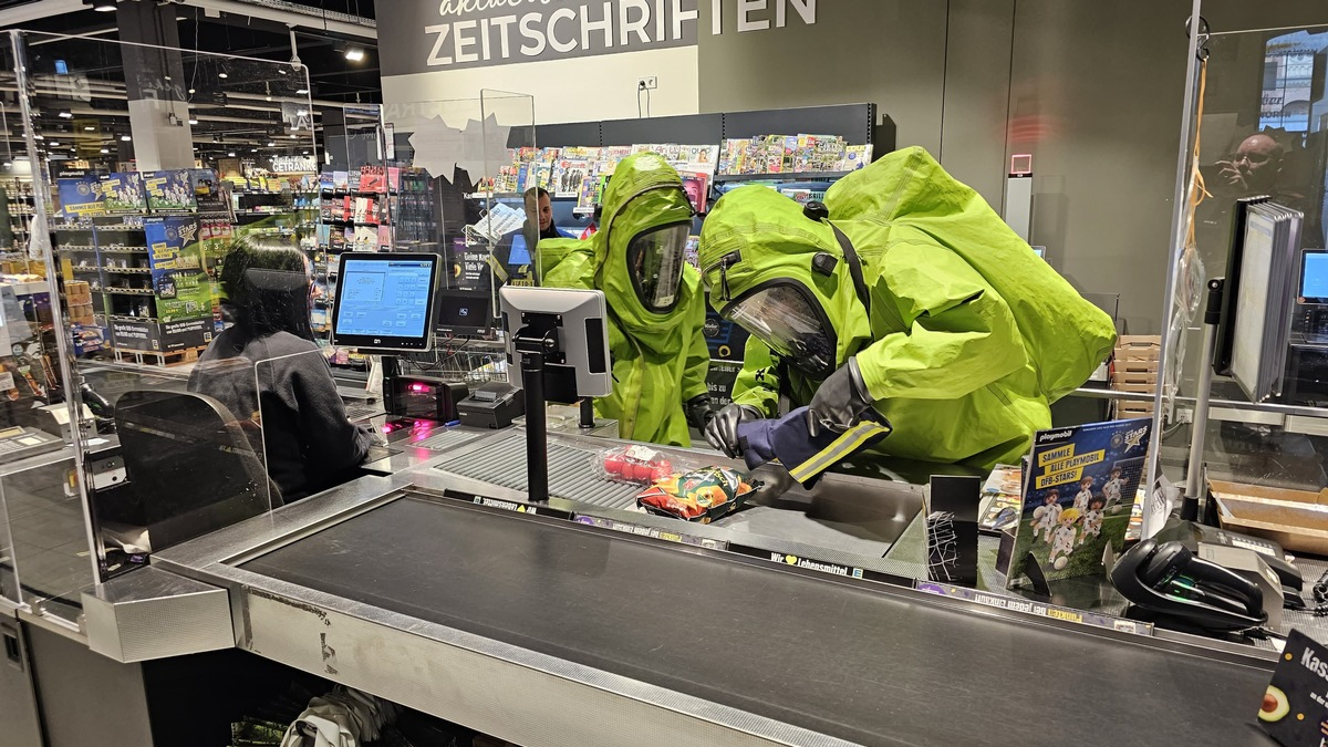 FW-AR: Eine etwas andere Übung der ABC-Kräfte - Foto: presseportal.de