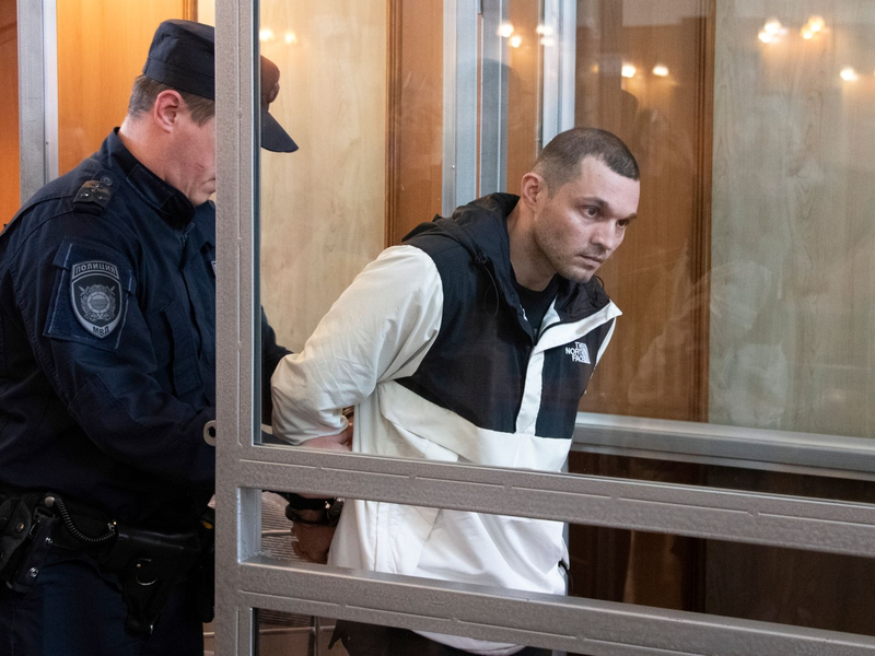 Ein Gericht hat den amerikanischen Soldaten wegen Diebstahls und Morddrohungen verurteilt. - Foto: Uncredited/AP/dpa