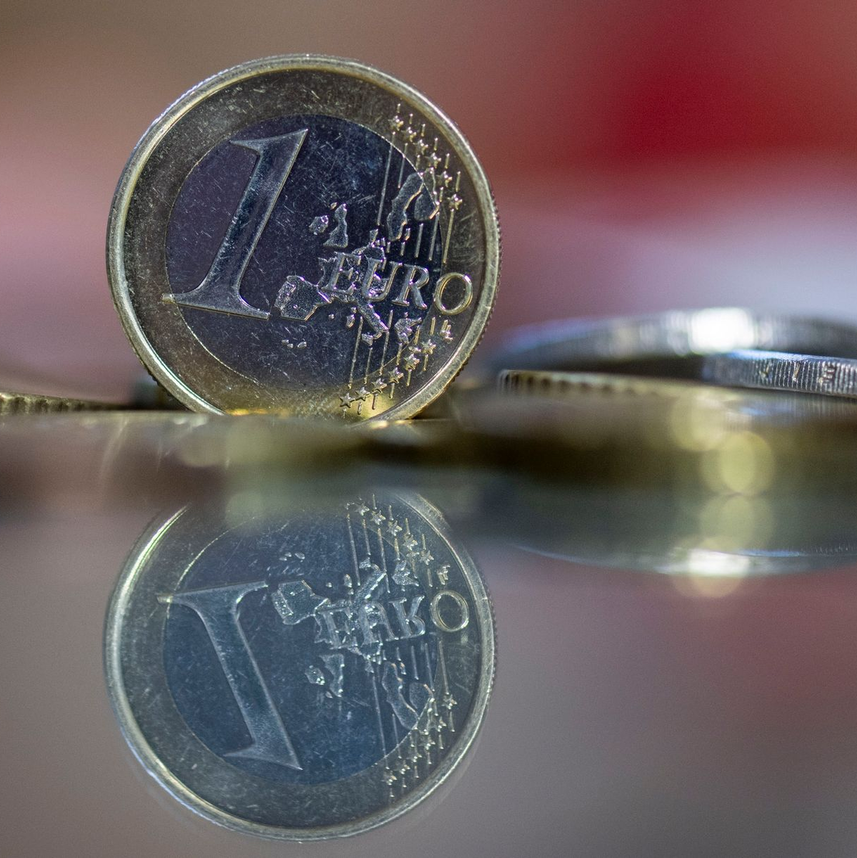 In Brüssel macht man sich Sorgen um Frankreichs Haushaltslage. (Symbolbild) - Foto: Hendrik Schmidt/dpa