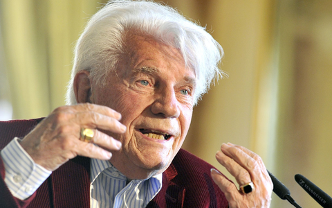 Im Alter von nur 18 Jahren spielte er erstmals in einer Gastrolle am Burgtheater: Gerhard Klingenberg - hier im Juni 2014. - Foto: Hans Punz/APA/dpa