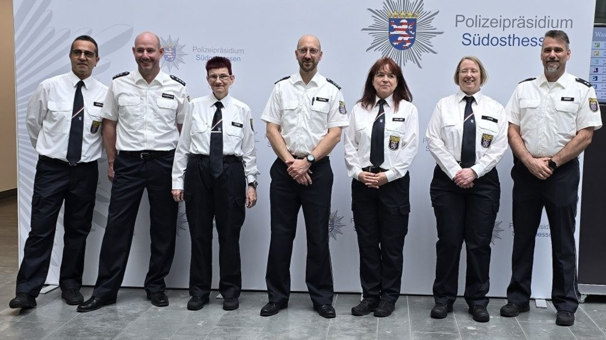 POL-OF: Ehrung von drei Helferinnen und einem Helfer aus dem Freiwilligen Polizeidienst - Stadt und Landkreis Offenbach - Foto: presseportal.de