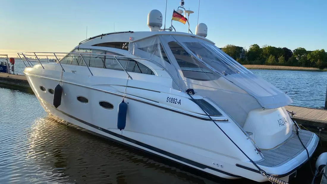 LWSPA M-V: Hochwertige Yacht vom Liegeplatz im Stadthafen Rostock entwendet - Zeugen gesucht - Bild: presseportal.de