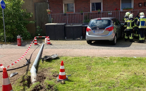 POL-COE: Nottuln, Appelhülsener Straße/ Auto prallt gegen Balkon - Foto: presseportal.de