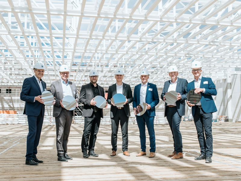 Richtfest für zukunftsweisende Hightech-Fabrik in Itzehoe / Moderne Halbleitertechnologie für die Automobilindustrie - Foto: presseportal.de