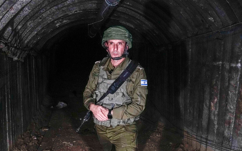 «Die Hamas ist eine Idee, sie ist eine Partei. Sie ist in den Herzen der Menschen verwurzelt. Wer glaubt, wir könnten die Hamas ausschalten, irrt sich», sagt der israelische Armeesprecher Daniel Hagari. - Foto: Ariel Schalit/AP/dpa