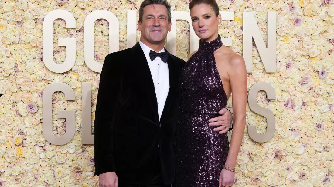 Jon Hamm und Anna Osceola  hatten sich beim Dreh der finalen Folge der Dramaserie «Mad Men» kennengelernt. - Bild: Jordan Strauss/Invision via AP/dpa