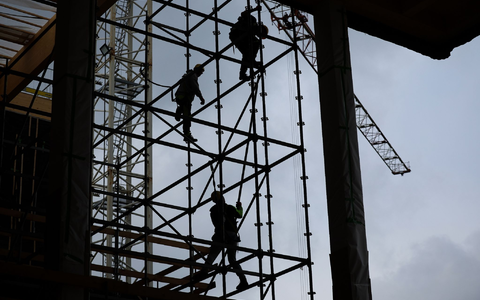 Die Zahl der Erwerbstätigen wird voraussichtlich leicht steigen. - Foto: Jan Woitas/dpa