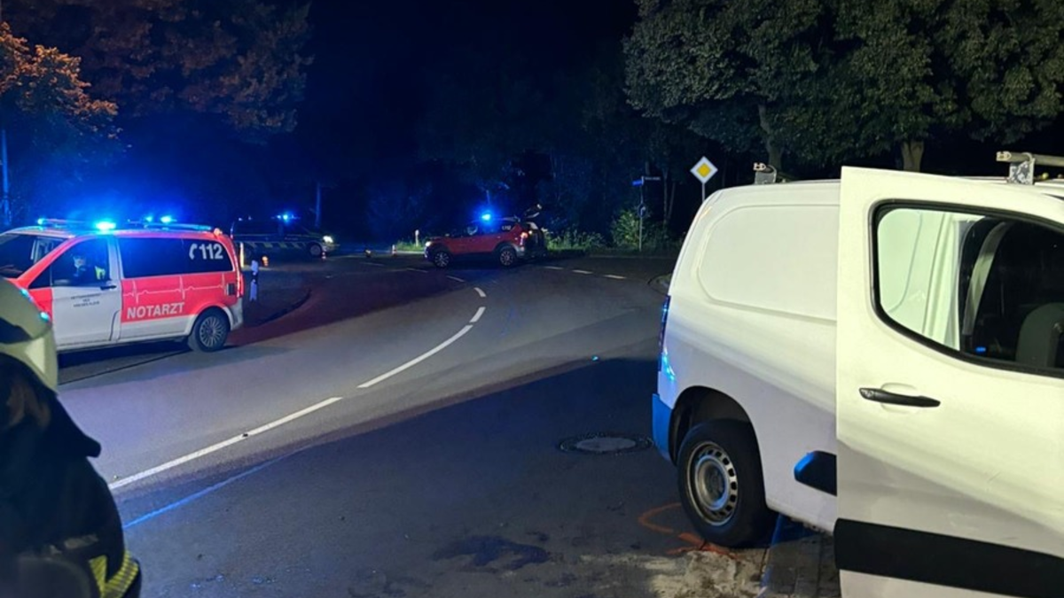Feuerwehr Kalkar: Verkehrsunfall - Foto: presseportal.de