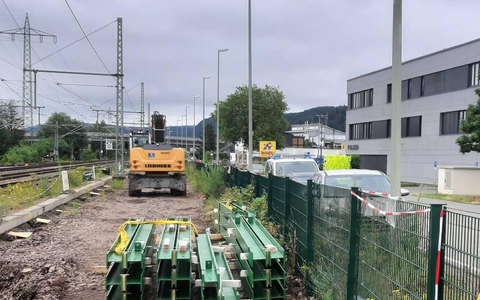 BPOL-KL: Gleisarbeiter erleidet Stromschlag - Foto: presseportal.de