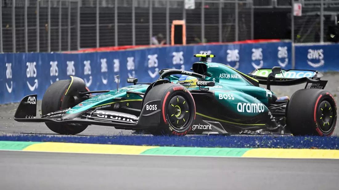 Aston-Martin-Pilot Fernando Alonso hofft auf ein gutes Ergebnis beim Rennen in Bacelona. - Bild: Jacques Boissinot/The Canadian Press via AP/dpa