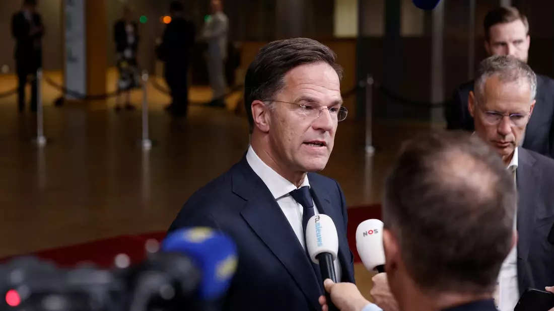 Der scheidende niederländische Regierungschef Mark Rutte kann Nato-Generalsekretär werden. - Bild: Omar Havana/AP