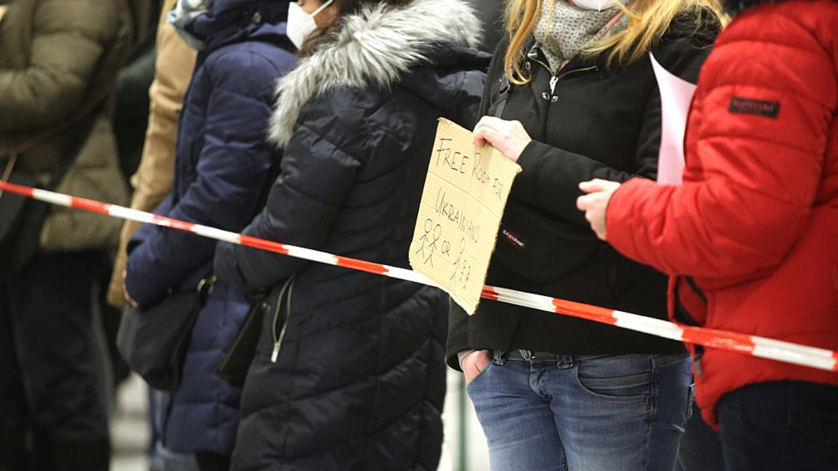 Helfer und Gastgeber warten auf Flüchtlinge aus der Ukraine (Archiv) - Foto: über dts Nachrichtenagentur