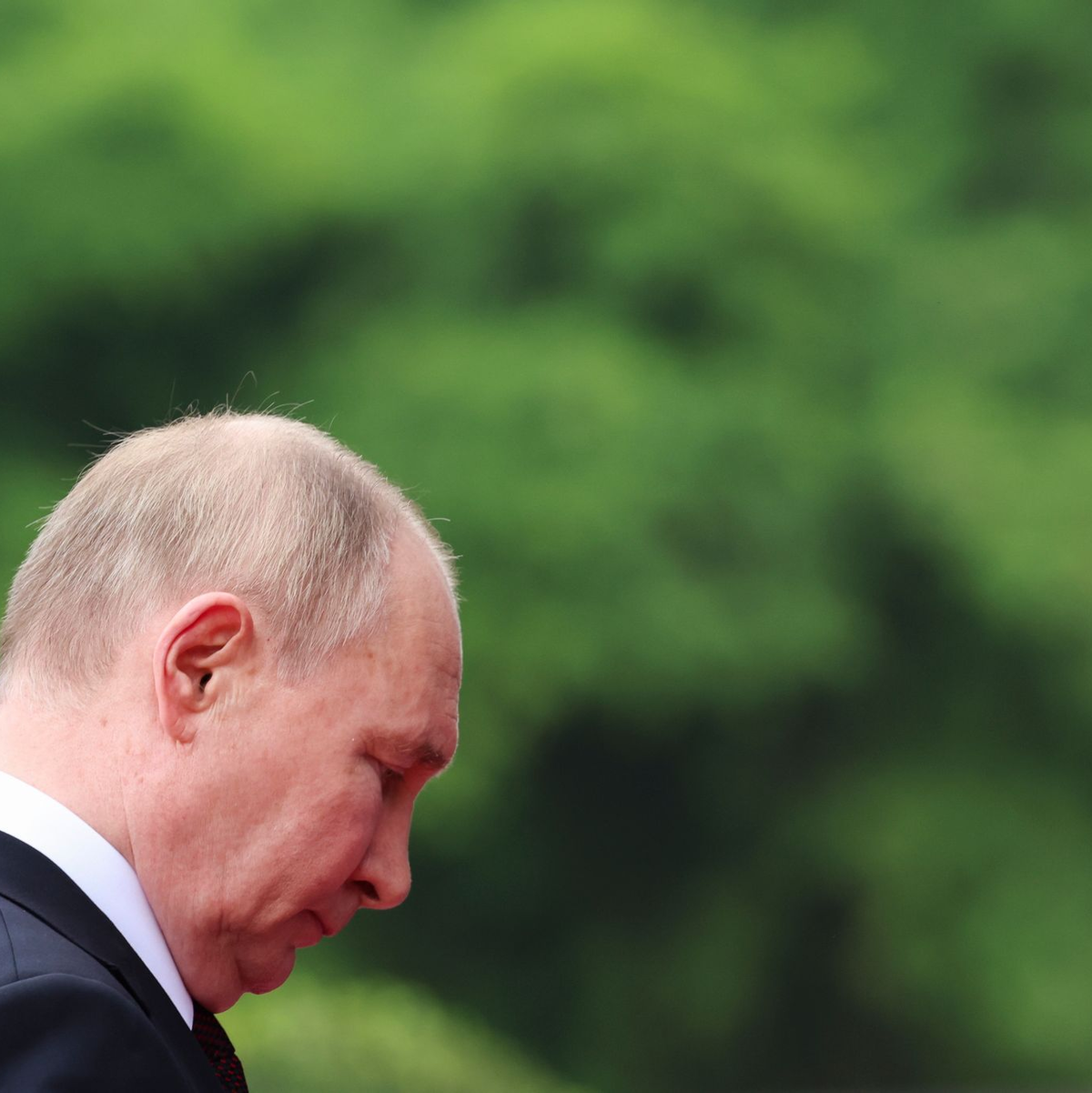 Der russische Präsident Wladimir Putin hat Südkorea mit schweren Konsequenzen gedroht, falls das Land Waffen an die Ukraine liefern würde. - Foto: Athit Perawongmetha/Pool Reuters/AP/dpa