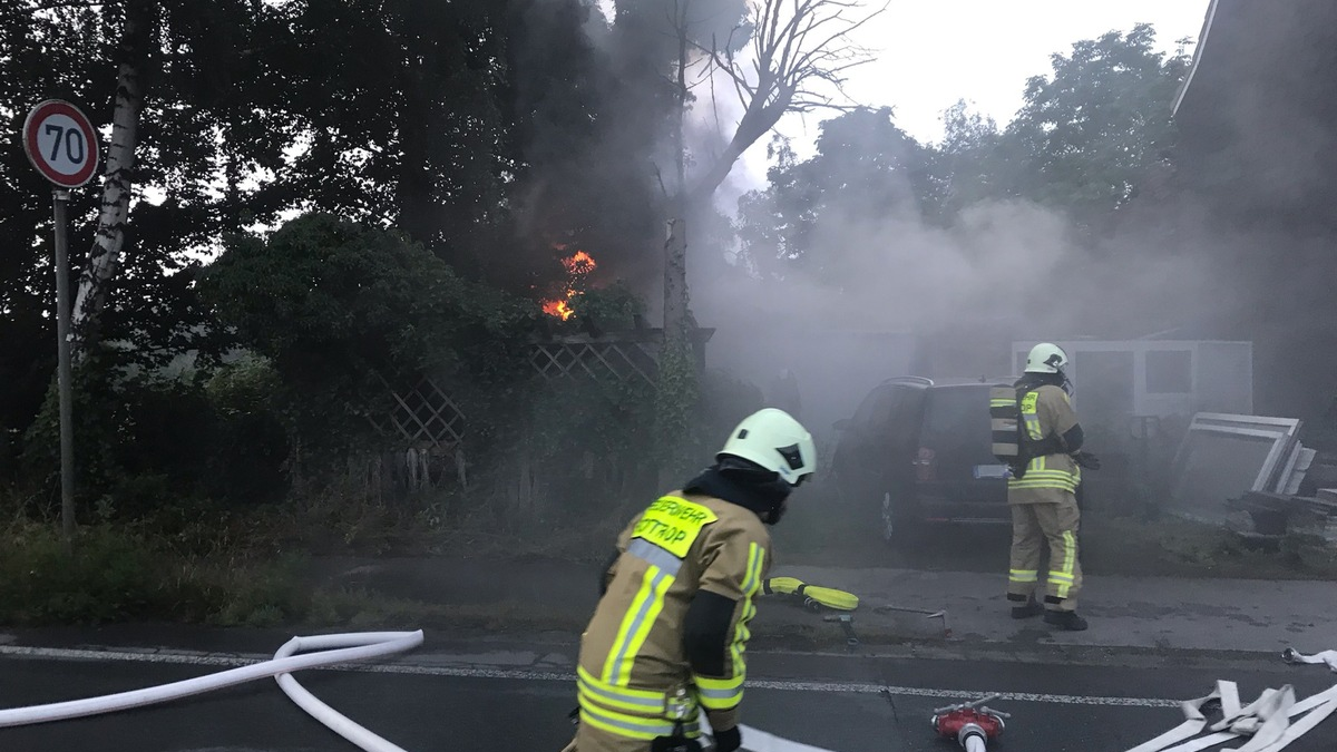 FW-BOT: Brand an einer Garage in Kirchhellen - Foto: presseportal.de
