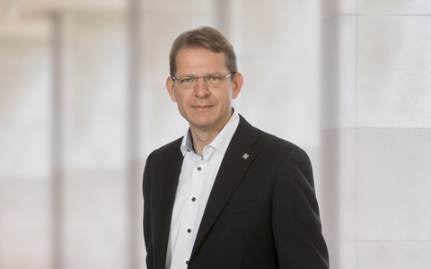 Dr. Gunther K. Weiß erneut zum Vorstand der RHÖN-KLINIKUM AG und Vorsitzenden der Geschäftsführung des UKGM bestellt - Foto: presseportal.de